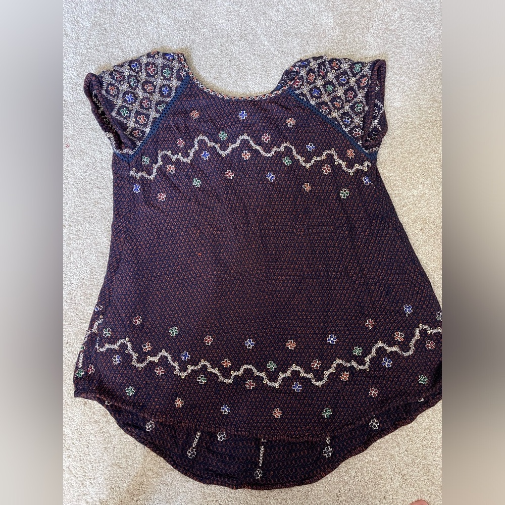 FREE PEOPLE EMBROIDERED SEQUIN SHIRT SIZE SMALL